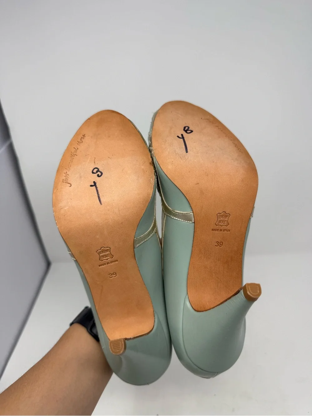 Rachel Simpson Isabelle Mint Leather Vintage Peep Toe Heel Size US 9